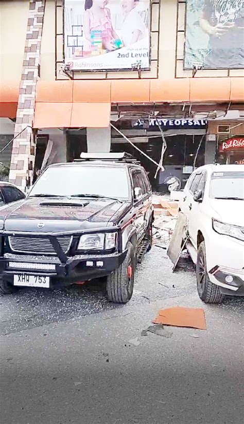 15 hurt in Korean restaurant blast in Oriental Mindoro .